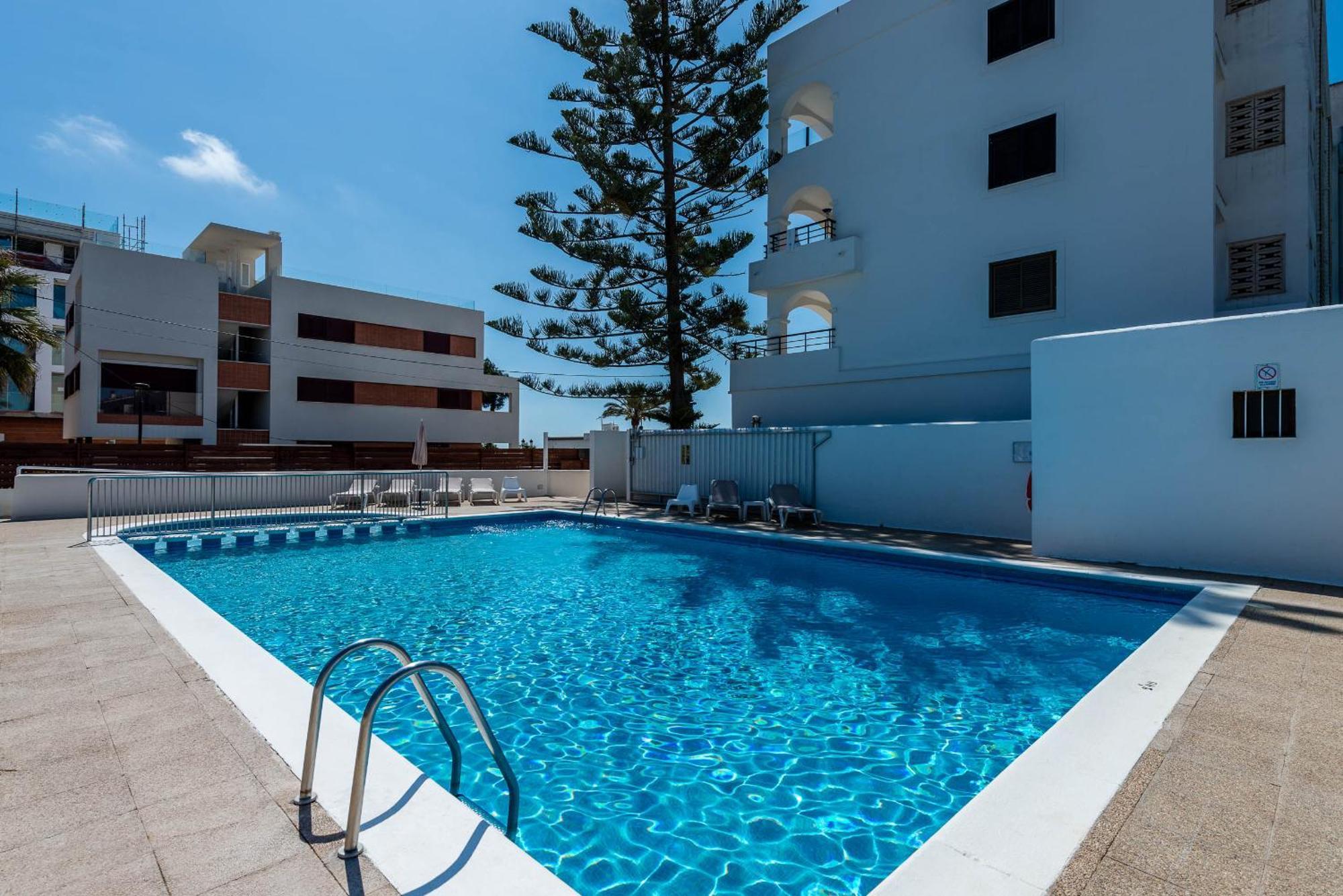Pierre & Vacances Ros Ibiza Santa Eularia des Riu Exterior photo