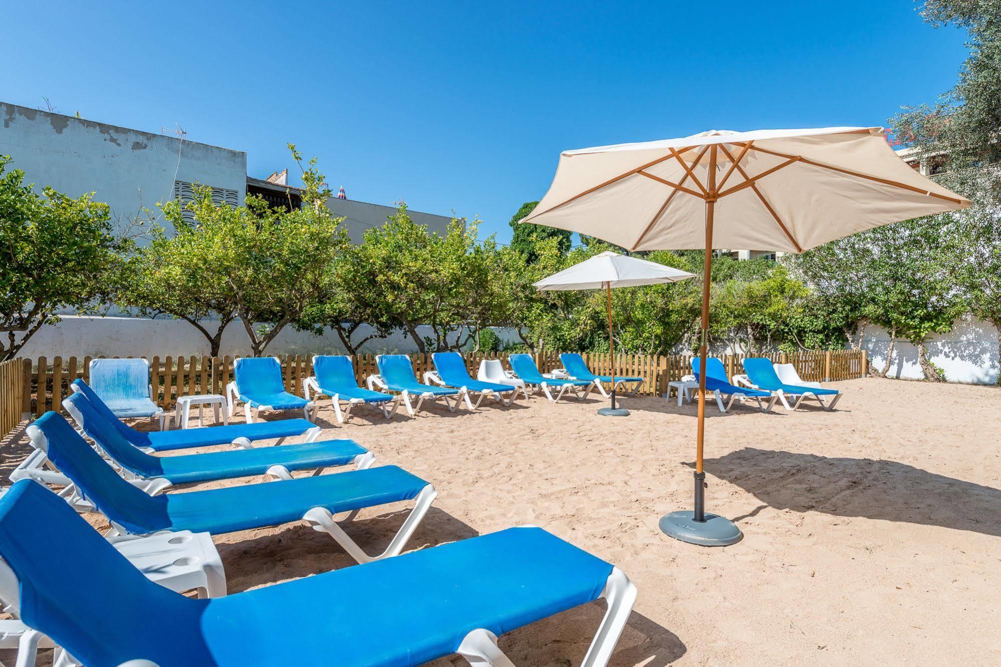 Pierre & Vacances Ros Ibiza Santa Eularia des Riu Exterior photo